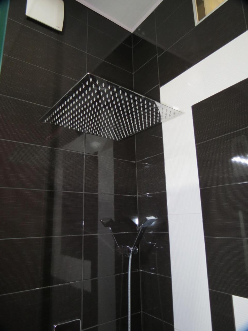 Three Rooms Apartment Tbilisi Zewnętrze zdjęcie