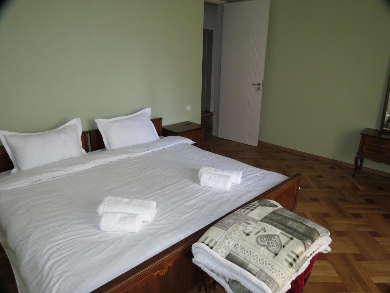 Three Rooms Apartment Tbilisi Zewnętrze zdjęcie
